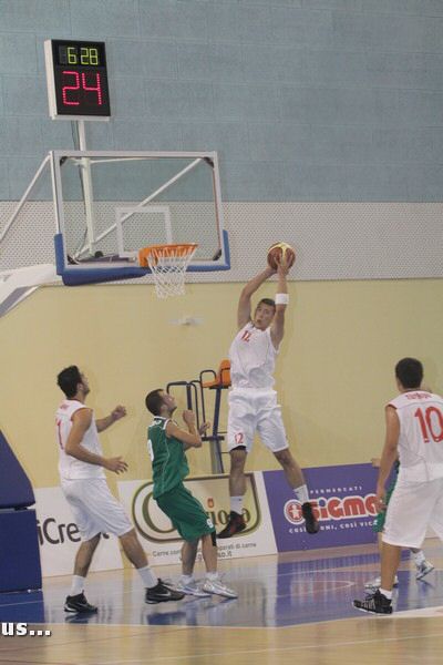 110919 basket 201_tn.jpg